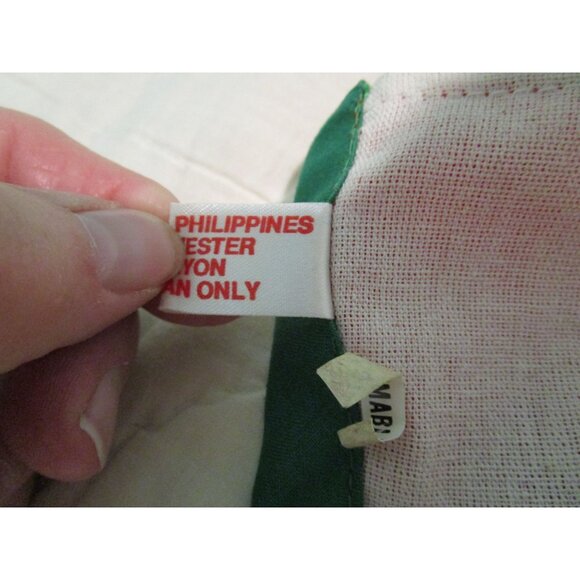 Vintage Holiday Tree Skirt With Heart Birds Reindeer Embroidery Poly Blend GUC - Picture 10 of 16